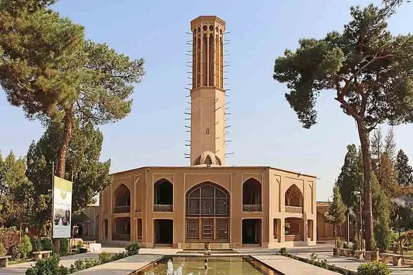 تور یزد و کمپ کویری شباهنگ نوروزی
